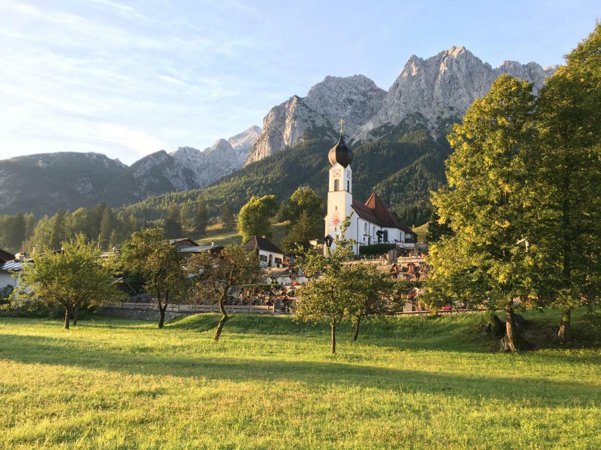 グライナウ Ferienhaus Alpenperleヴィラ エクステリア 写真